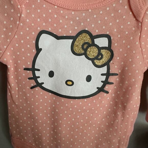 NWT Baby girl 3 Month Hello Kitty long sleeve Onsies - Picture 3 of 6